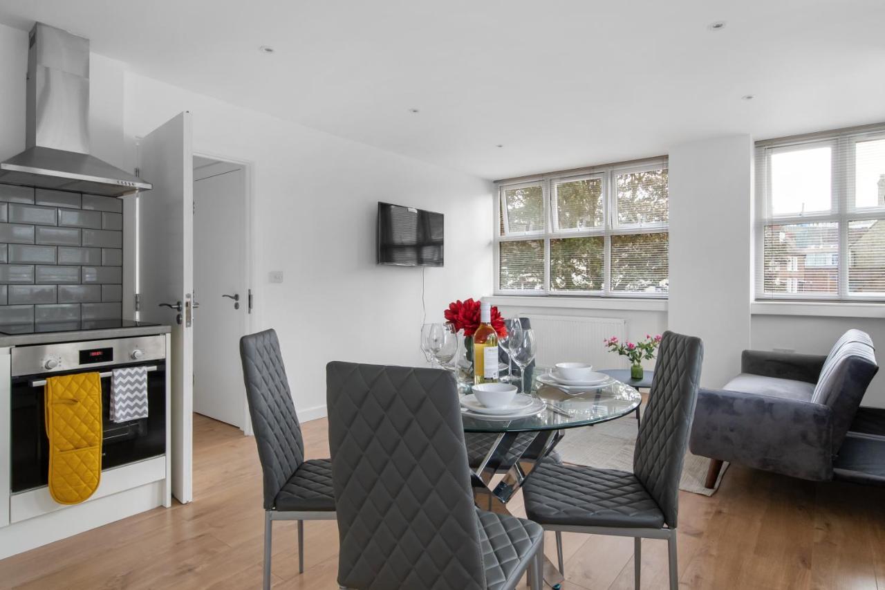 Livestay-Modern Apartments Building In Aylesbury Эйлсбери Экстерьер фото