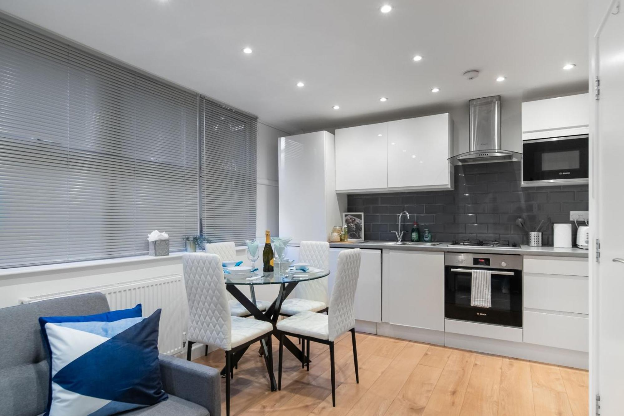Livestay-Modern Apartments Building In Aylesbury Эйлсбери Экстерьер фото